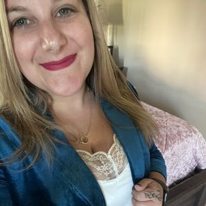 Meet your Posher, Megan